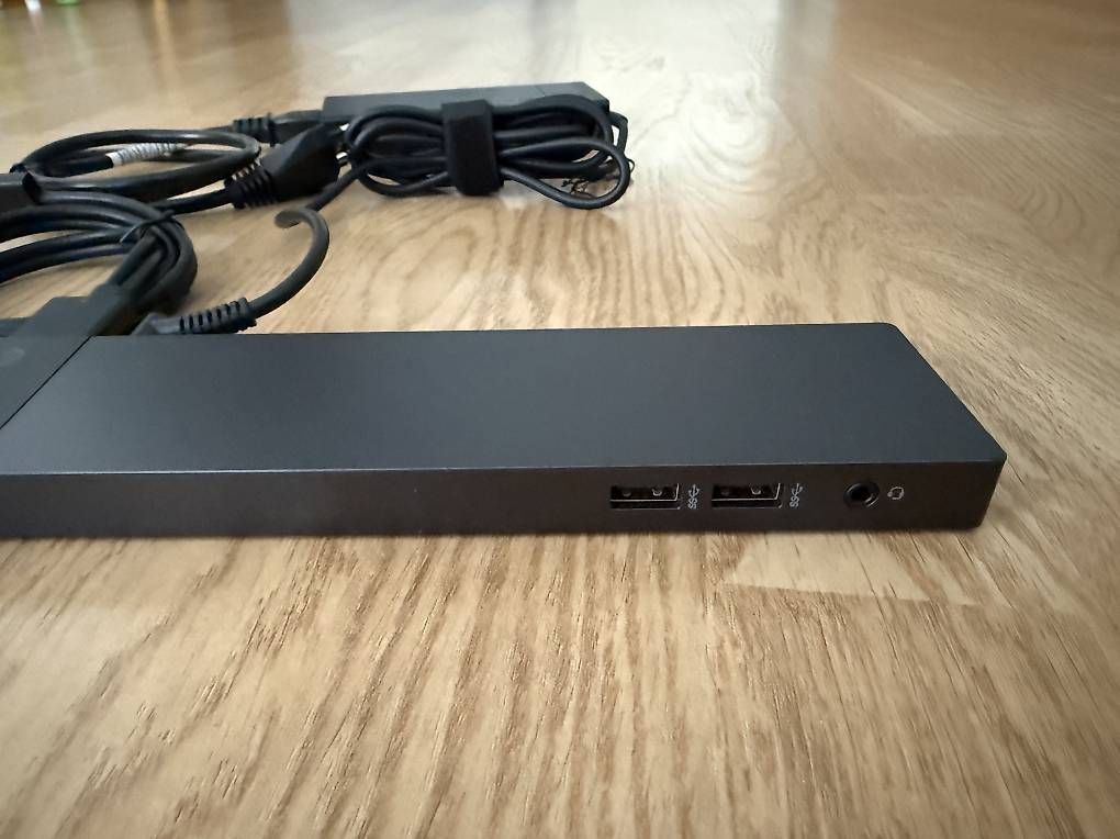 Hewlett Packard Docking station: HP Thunderbolt 3 Docking – Usato da Beromünster venduto da ivajel 1