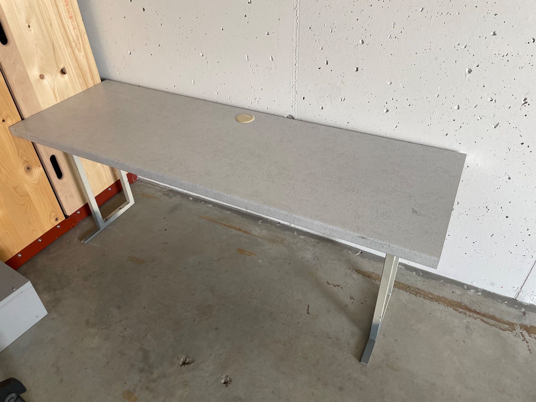 Schreibtische: F 775 ) Computer-Drucker- Büro- Tisch – Gebraucht aus Diepoldsau von Ganthammer 1