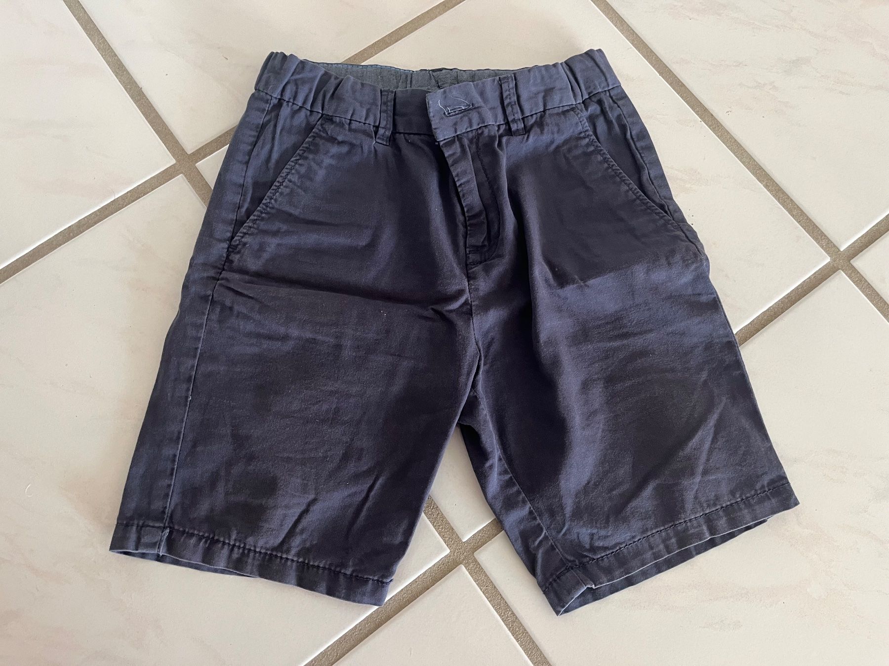 H&M Pantaloni: kurze Hosen, Grösse 122 – Usato da Konolfingen venduto da takkie