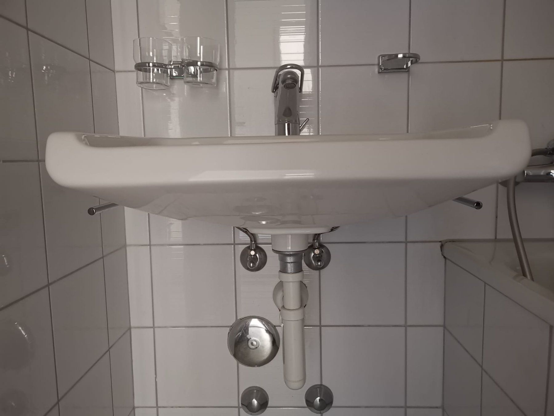 Eviers & lavabos: Lavabo mit Armatur – D'occasion à Spreitenbach par Space_X 2
