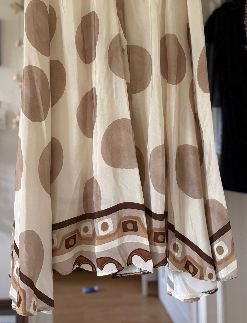 Pantaloni: PANTALONS EXTRA WIDE! M – Nuovo e nell'imballaggio originale da Locarno venduto da NicoNion 3