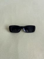 Lunettes de soleil noires