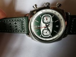 Edle Herrenuhr mit PU Lederarmband