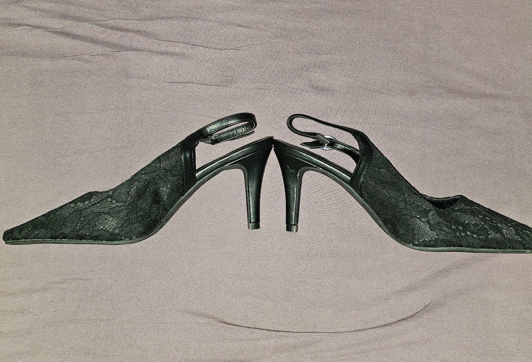 Graceland Scarpe da donna: Schuhe von Graceland (Spitz mit Absatz) – Usato da Thun venduto da Shame 1