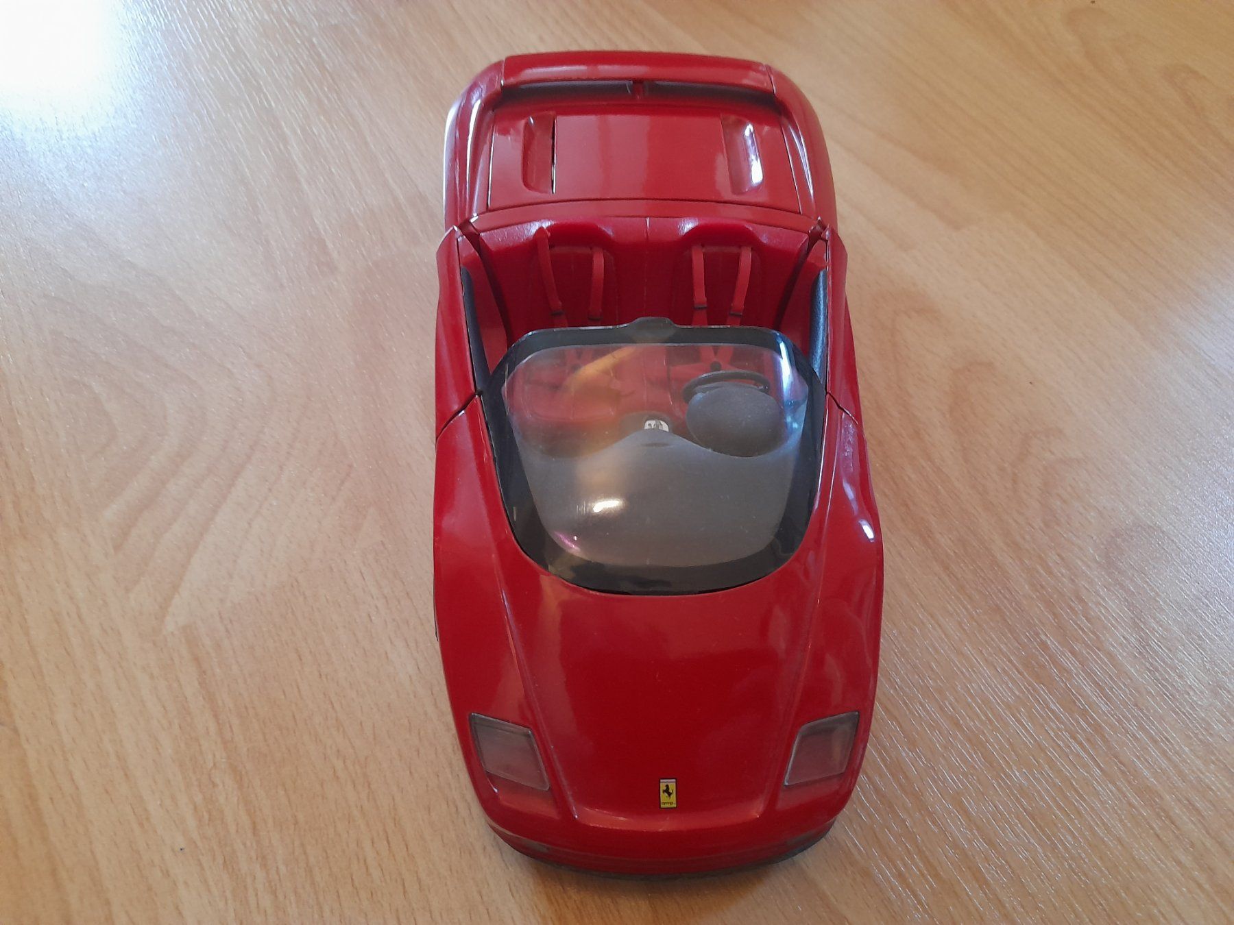 Revell Modellini d'auto: Revell 1:18 Ferrari Mythos Modellauto – Usato da Lustmühle venduto da chevi03 2