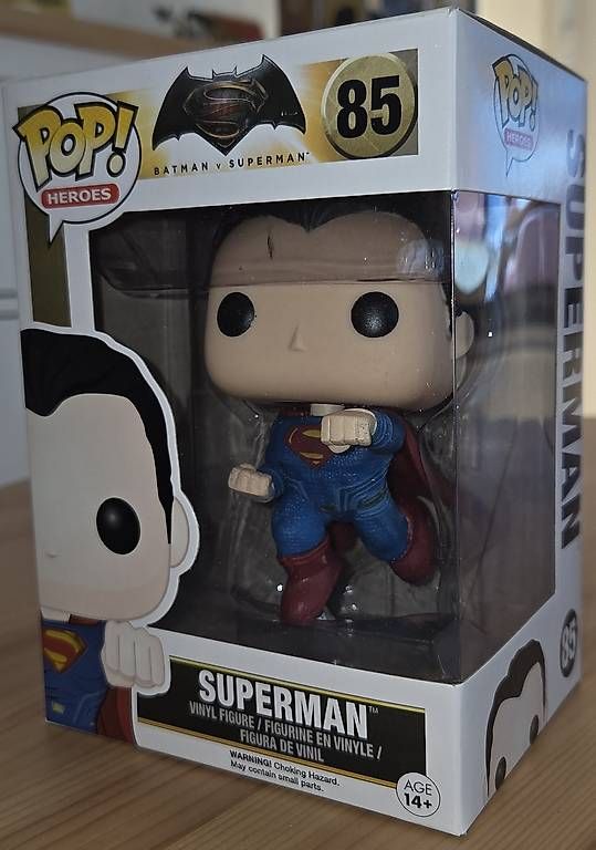 Figuren: Funko Pop Heroes - Batman v Superman #85 Superman – Gebraucht aus Lenzburg von Djroc