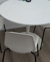 Weiss runder Tisch mit Stuhl gebrauchter Zustand