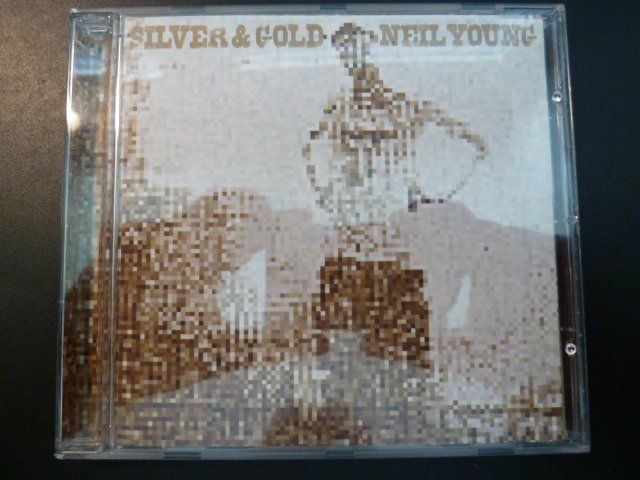 CD: Neil Young - Silver & Gold – Usato da Au ZH venduto da sikoku