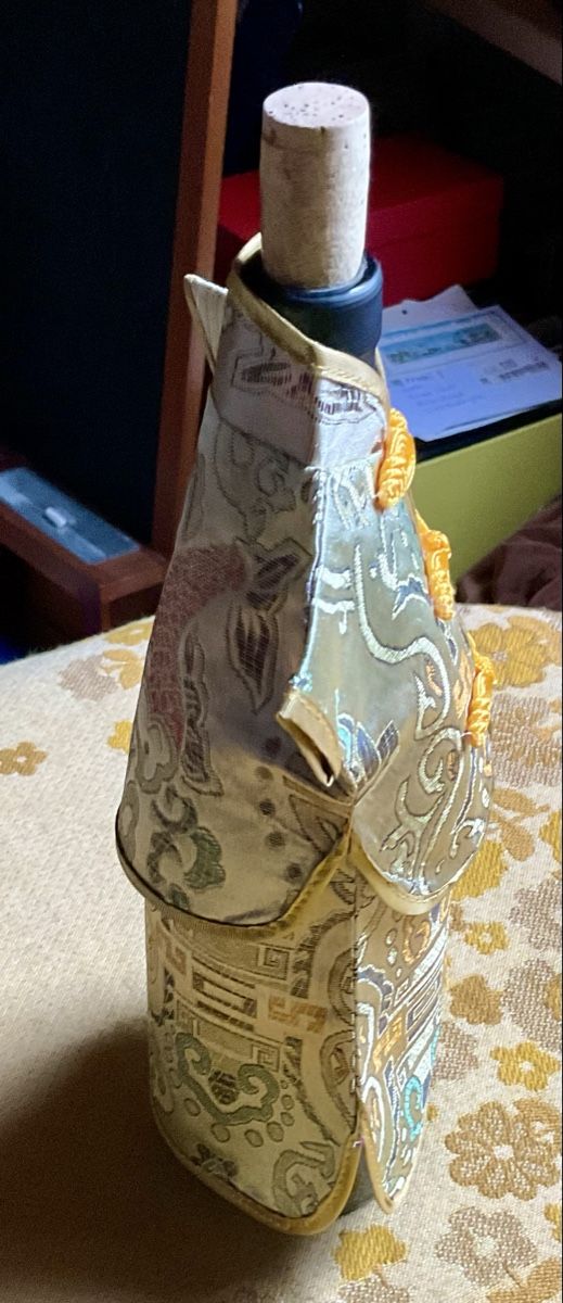 Tutte le decorazioni: Asiatischer Deko Weinflaschenanzug – Nuovo (secondo la descrizione) da Endingen venduto da nathan05 3
