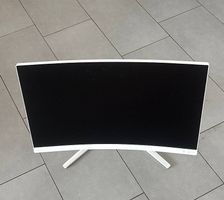 Philips Evnia - 27 Zoll QHD Curved Gaming Monitor