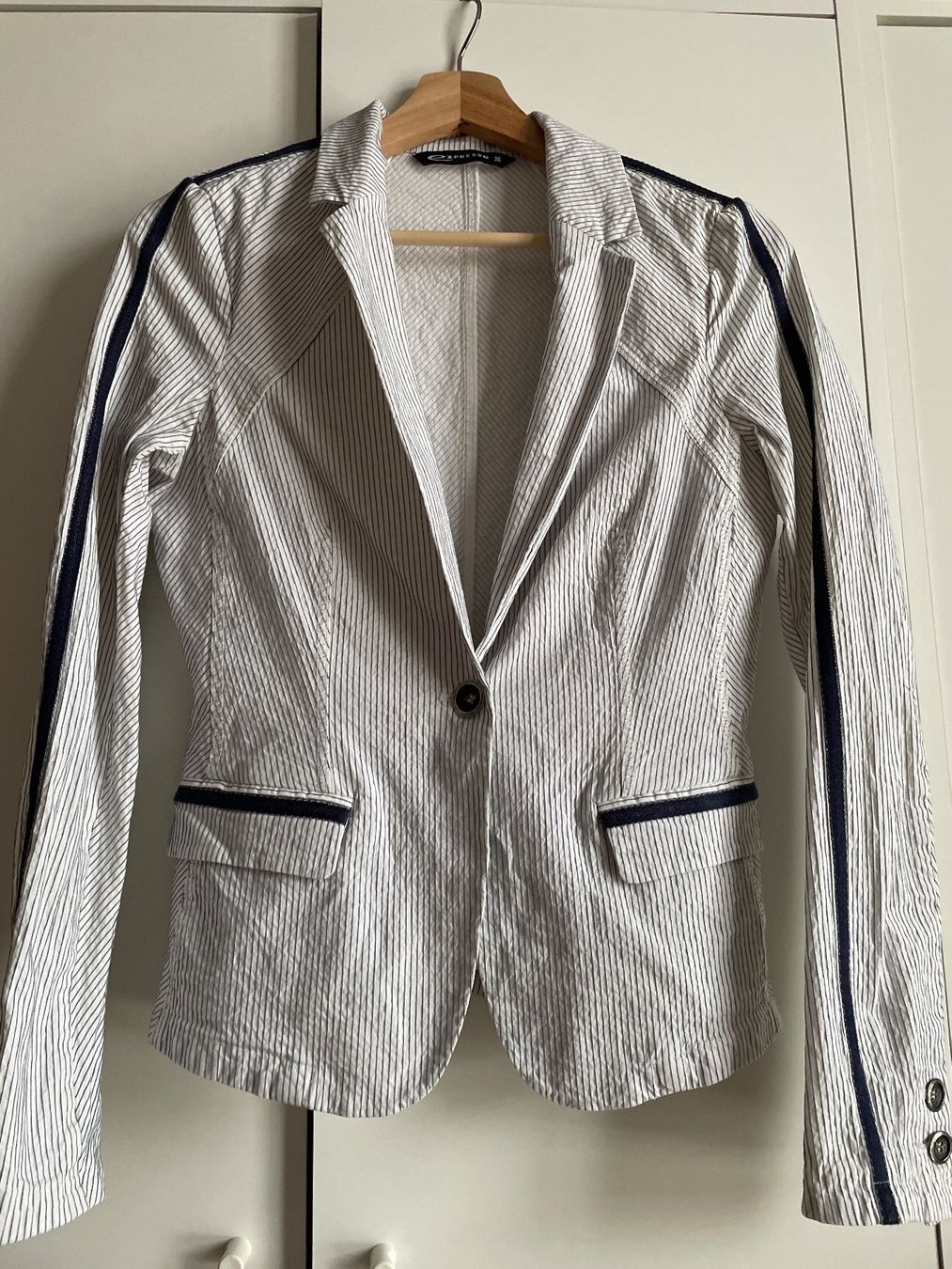 Giacche: Blazer Expresso tailliert Gr. 36 – Usato da Niederbipp venduto da Dathila