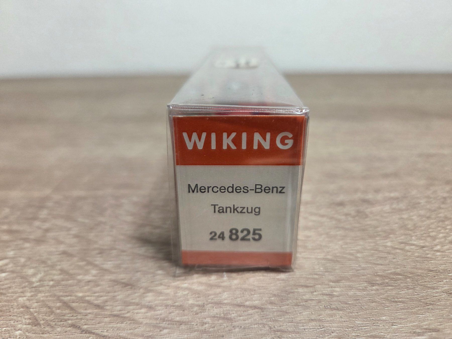 Wiking Modellini d'auto: Wiking 24825 H0 – Nuovo e nell'imballaggio originale da St-Aubin-Sauges venduto da Lo_Go 1
