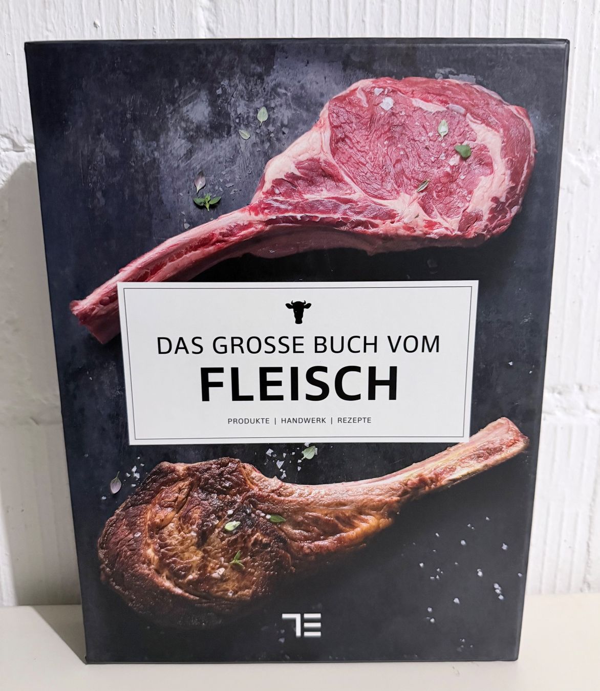 Libri: Kochbuch Das grosse Buch vom Fleisch – Nuovo (secondo la descrizione) da Männedorf venduto da Suvretaner