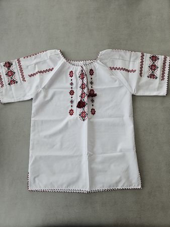 Wunderschöne traditionelle Ukrainische Bluse. Neu DE34 / XS