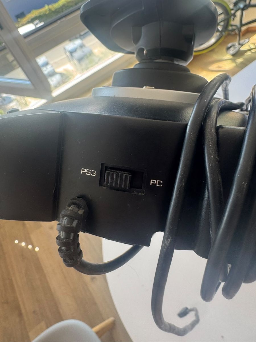 Thrustmaster Controller: Manette de vol – Gebraucht aus Peseux von vig_tkt6 2