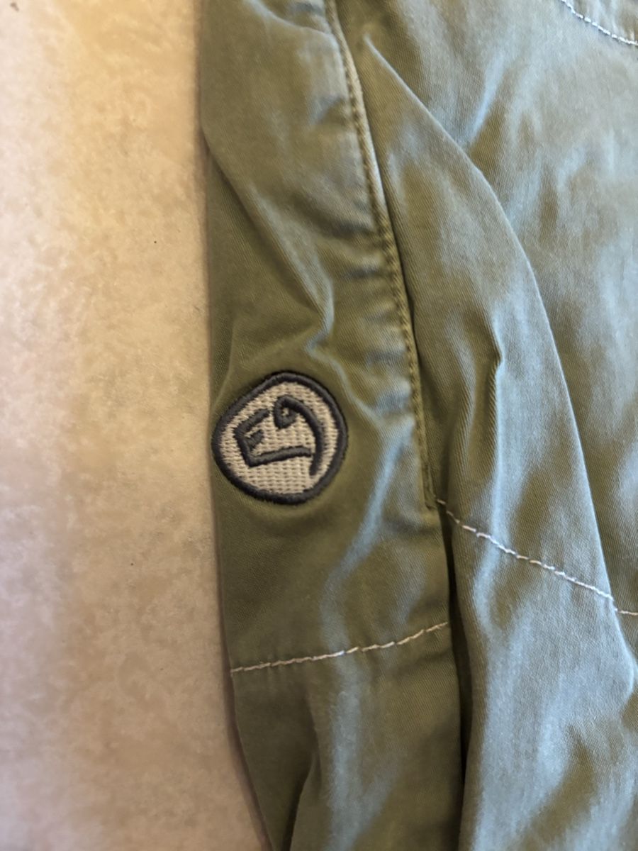 E9 Hosen: Bequeme Freizeit- Boulder- und Kletterhose – Gebraucht aus Schlosswil von wizZzor 1