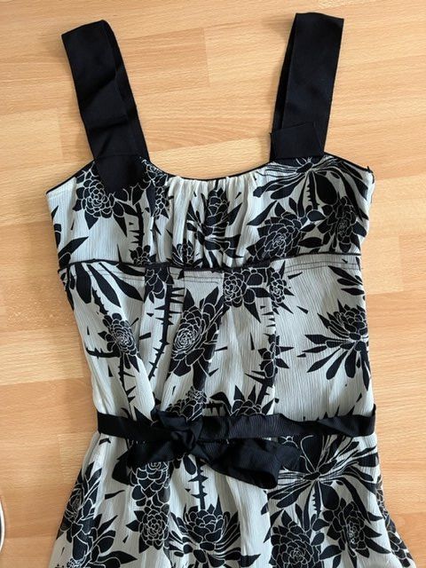 Kleider: Elegantes Kleid Gr 34 cue – Gebraucht aus Wabern von adamovski 2