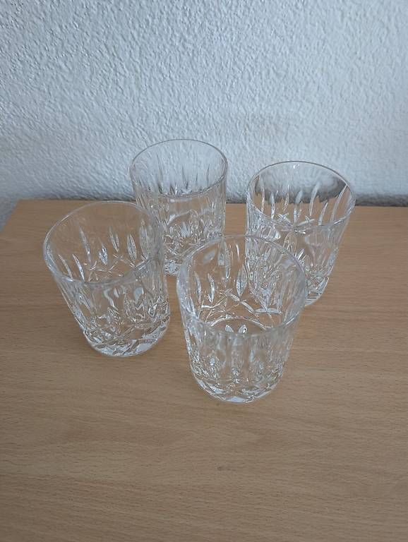 Bicchieri: Kristallgläser 4er Set Wasserglas – Usato da Hünenberg See venduto da Sandra.12