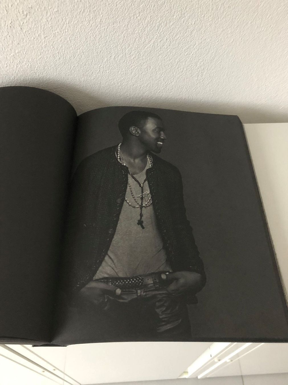 Libri: KARL LAGERFELD - THE LITTLE BLACK JACKET – Usato da Zürich venduto da Christian-Albert 4