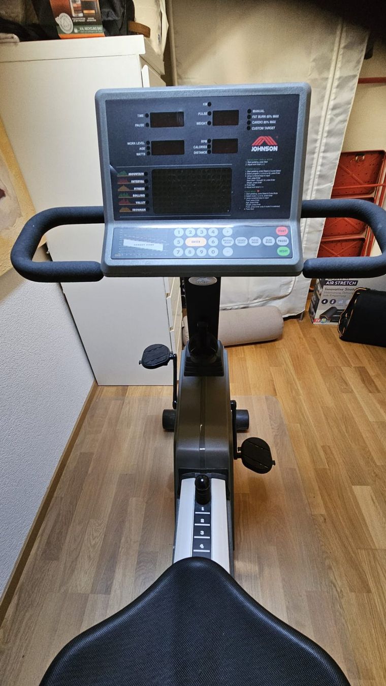 Hometrainer: Johnson JPB 5100 liegefahrad Trainer – Usato da Rüti ZH venduto da Madeira14 2