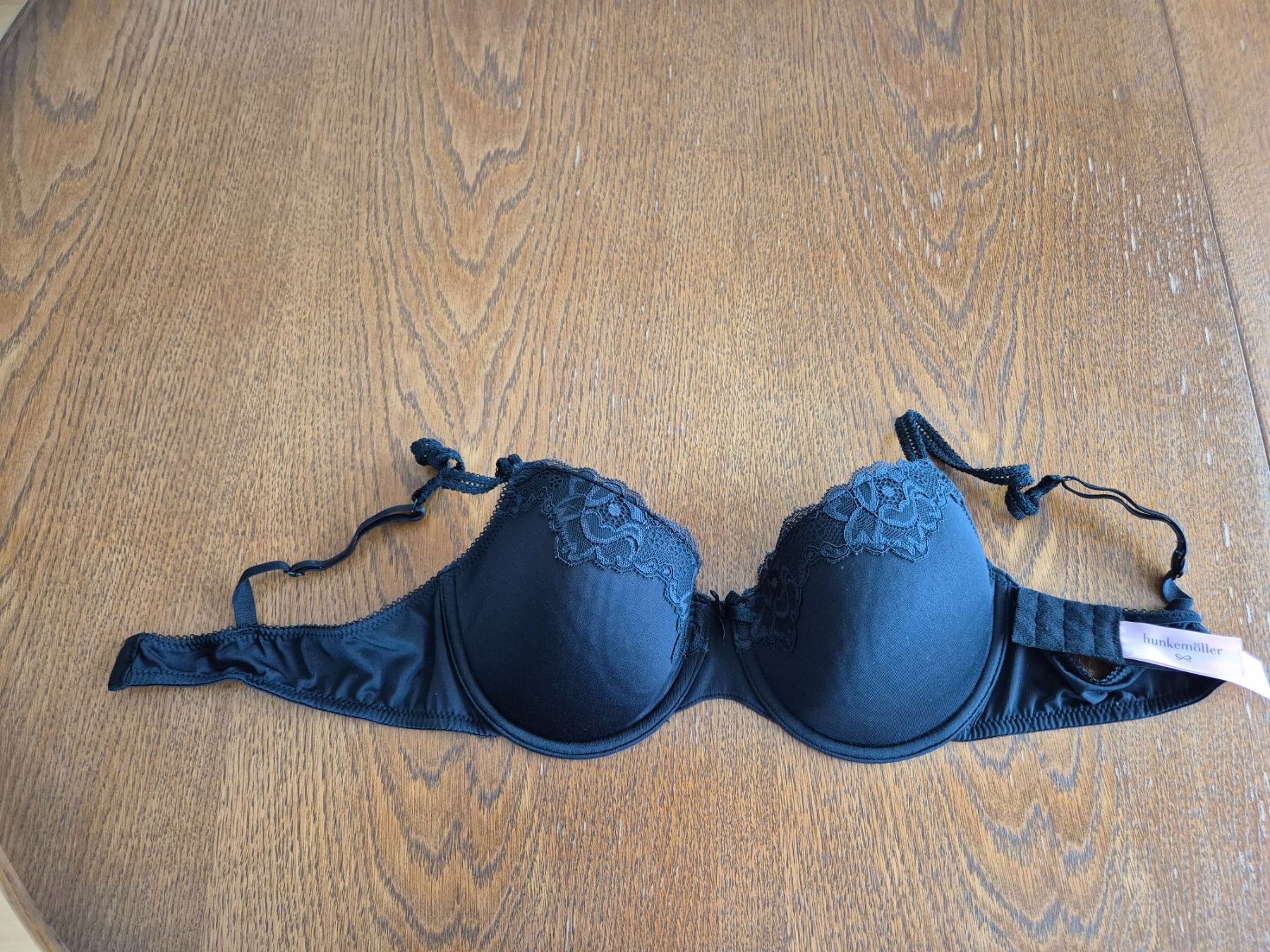 Hunkemöller Autres dessous: BH Hünkemöller – D'occasion à Unteraegeri par pacala 1