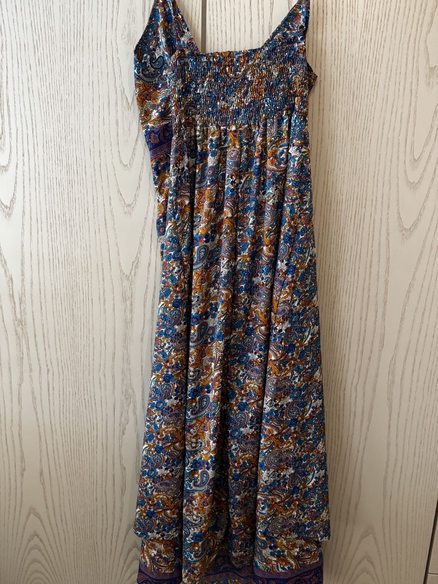 Kleider: Wunderschönes Seidenkleid lang  – Neu (gemäss Beschreibung) aus Wermatswil von -secondchance- 1