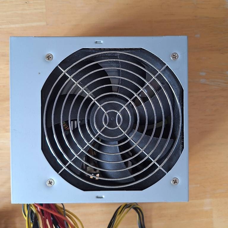 Elektronikbauteil: HEC PC Netzteil 450W ATX – Gebraucht aus Solothurn von Nojted 2