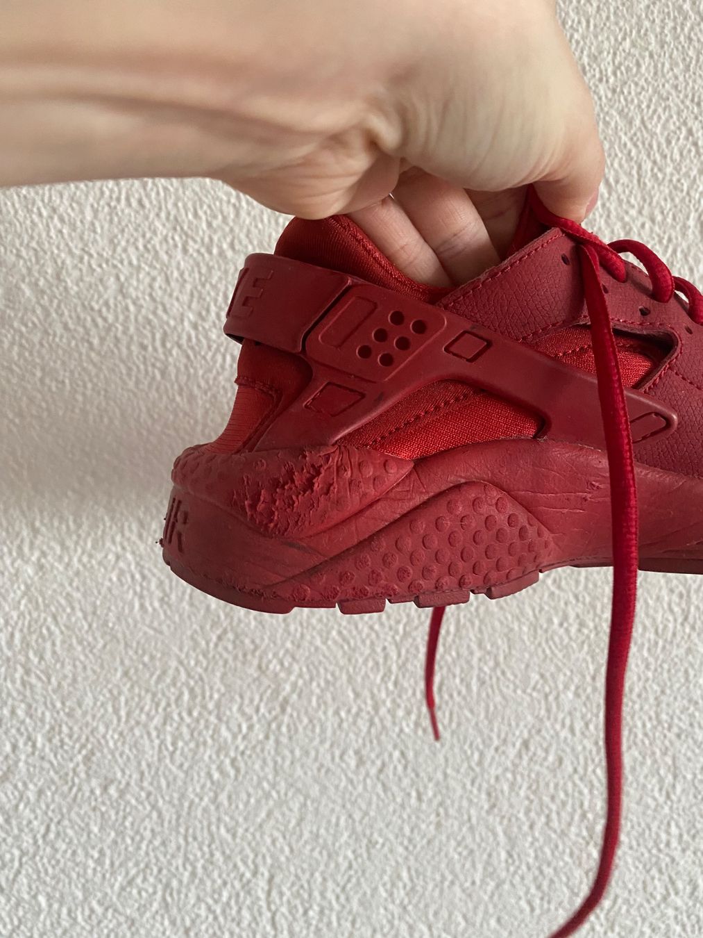 Nike Scarpe da donna: Rote Nike Air Huarache Gr. 37.5 – Usato da Bern venduto da mue_yhz5 4