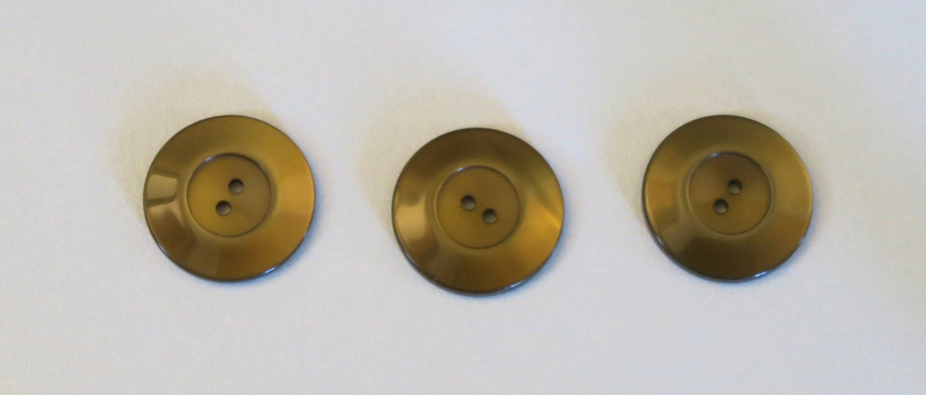 Bottoni: 3 Knöpfe, ø 23 mm – Usato da Brittnau venduto da marlenestone