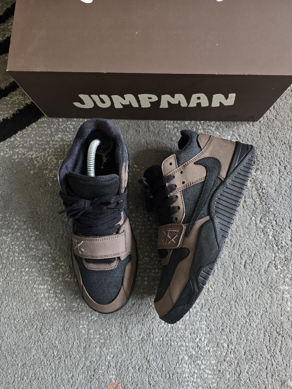 Scarpe da uomo: Jumpman Jack mocha  – Nuovo (secondo la descrizione) da Bôle venduto da A_Kickstory