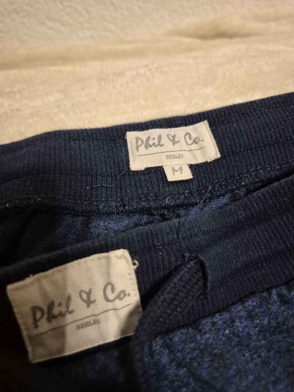 Hosen: Phil&Co Jogginghose, Gr. M, Dunkelblau – Gebraucht aus Ebikon von Familiekunterbunt 1