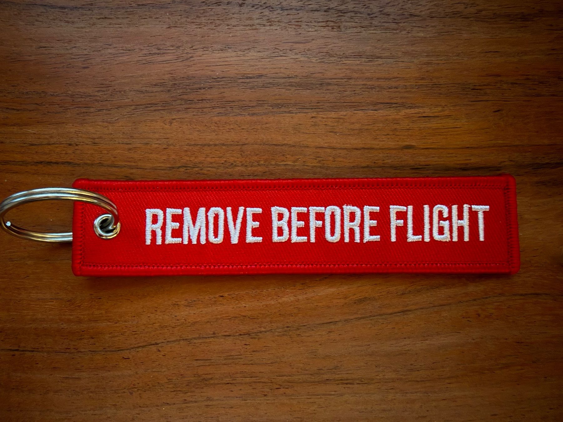 Portachiavi: REMOVE BEFORE FLIGHT Schlüsselanhänger, Neuwertig – Nuovo (secondo la descrizione) da Nendeln venduto da armandogelb