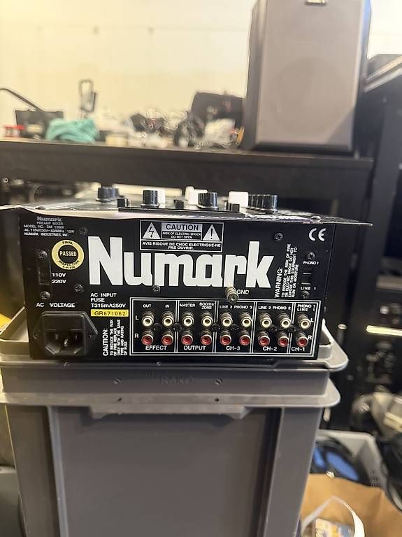 Platines de mixage: Numark DM1260X – D'occasion à Locarno par ute_5qq8 1