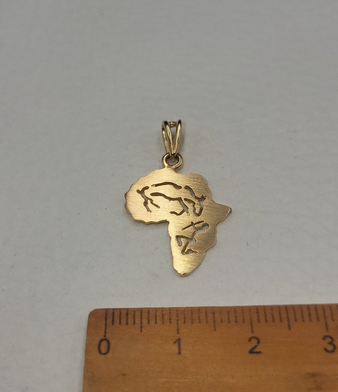 Ciondoli: Gold 585 Africa Anhänger – Usato da Wald ZH venduto da Dasilver 4