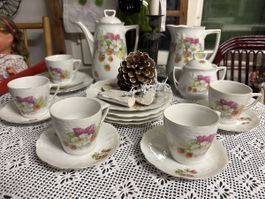 Schönes Kaffeeservice Erdbeer-Dekor 5 Personen