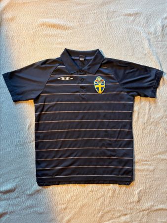 SCHWEDEN Polo UMBRO 2004/05 M (Navy) Fussball Nationalteam