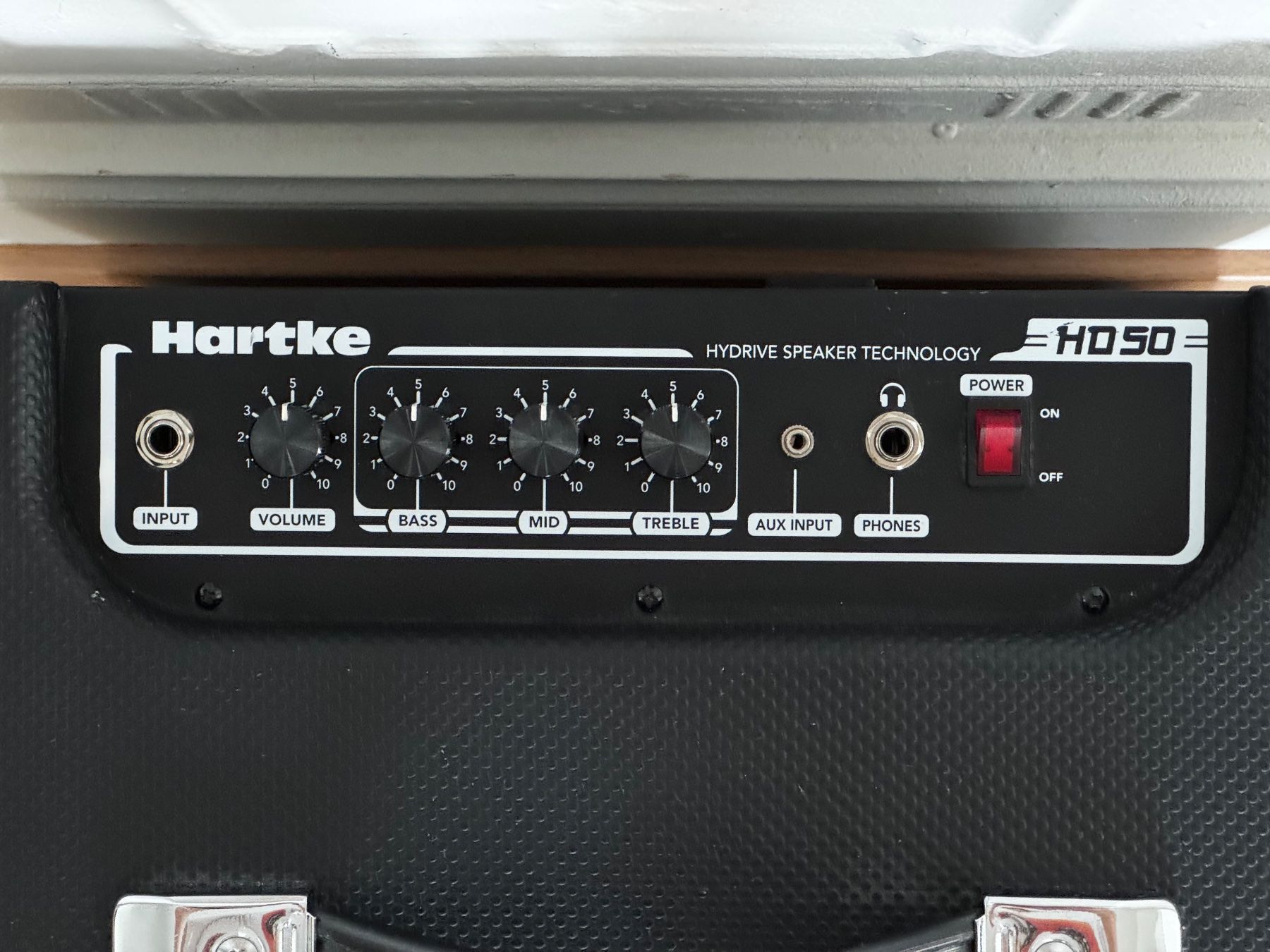 Hartke Verstärker: Hartke HD50 Bass Amplifier – Gebraucht aus Zürich von colorblindrummer 2