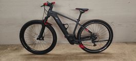 Cube Reaction Hybrid Race 625 grau/rot