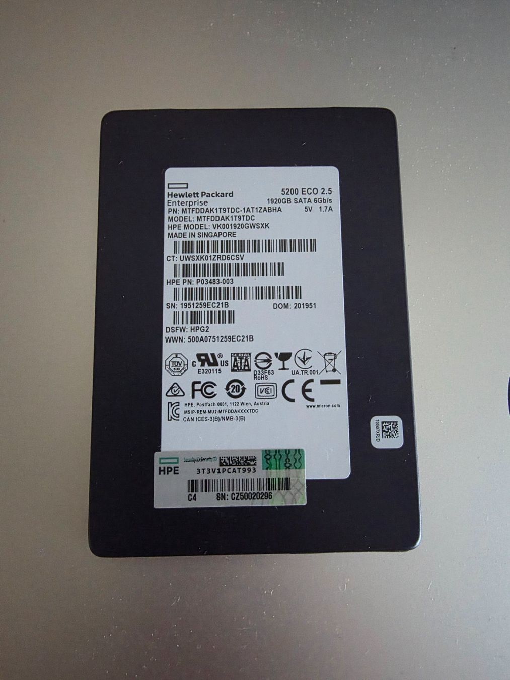 Hewlett Packard Disques durs: HPE 1.92TB SATA SSD 5200 ECO – D'occasion à Biberist par Volo28
