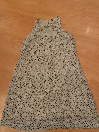 Jolie robe Benetton taille M ou 38-40
