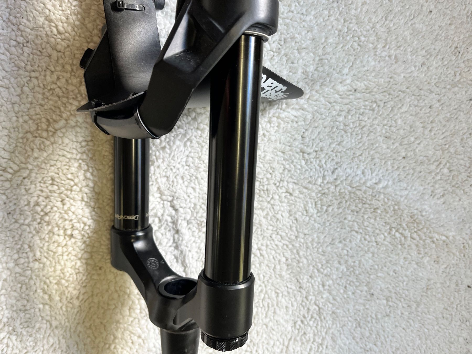Rockshox Pezzi di ricambio: Rockshox Lyrik Select+ 29'' / 160mm / 44mm Offset – Usato da Zürich venduto da stobler76 2