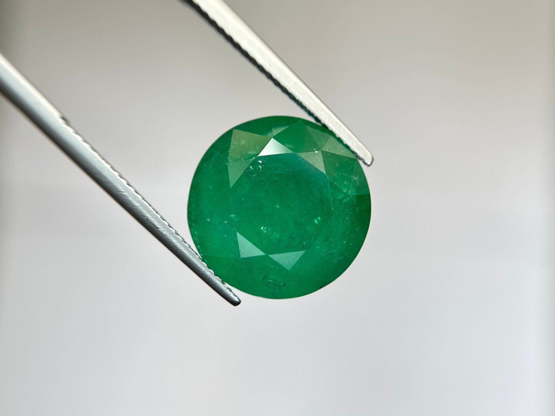 Pietre preziose: Natural Important Emerald Smaragd Gemstone 18.87ct Certified – Usato da Winterthur venduto da Tafr 6