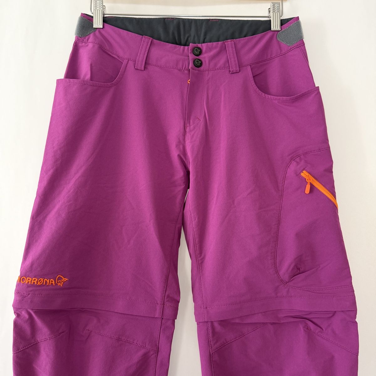 Norrøna Pantaloni: NORRONA transformer pants/shorts – Usato da Freienbach venduto da Avviivva_Shop 1