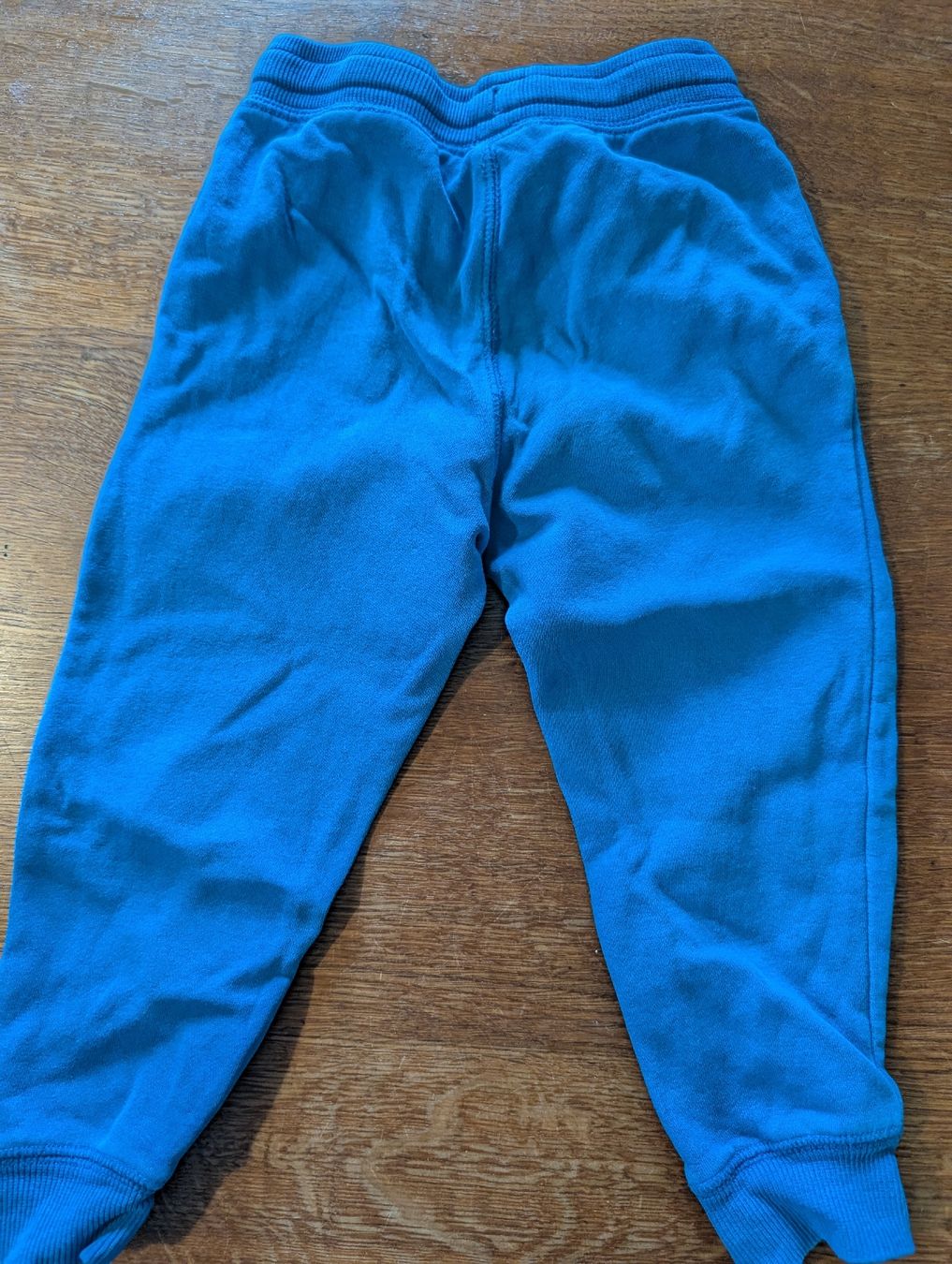 H&M Pantaloni: H&M Jogging/Trainer Hose, 104 – Usato da Bern venduto da Zorro333 1