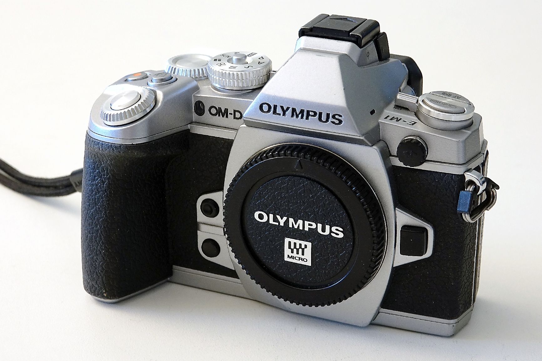 Olympus Kamera: Olympus e-M1 – Gebraucht aus Volketswil von robhel01