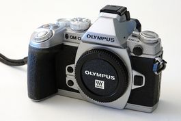 Olympus e-M1