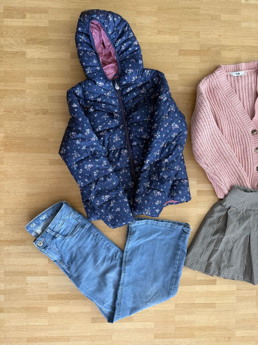 Lotti & Set di vestiti: Mädchen Kleider set gr.140 9 Teile – Usato da Winterthur venduto da -BeHappy24- 2