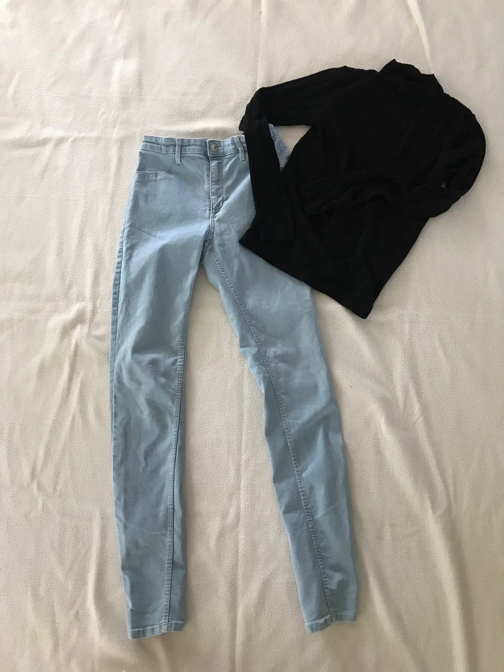 Pantaloni: Jeans 170 mit Pulli XS – Usato da Emmenbrücke venduto da jz71