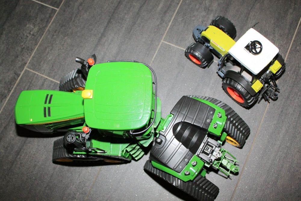 BRUDER John Deere 9620rx Raupentraktor & CLAAS Traktor TOP! | Kaufen