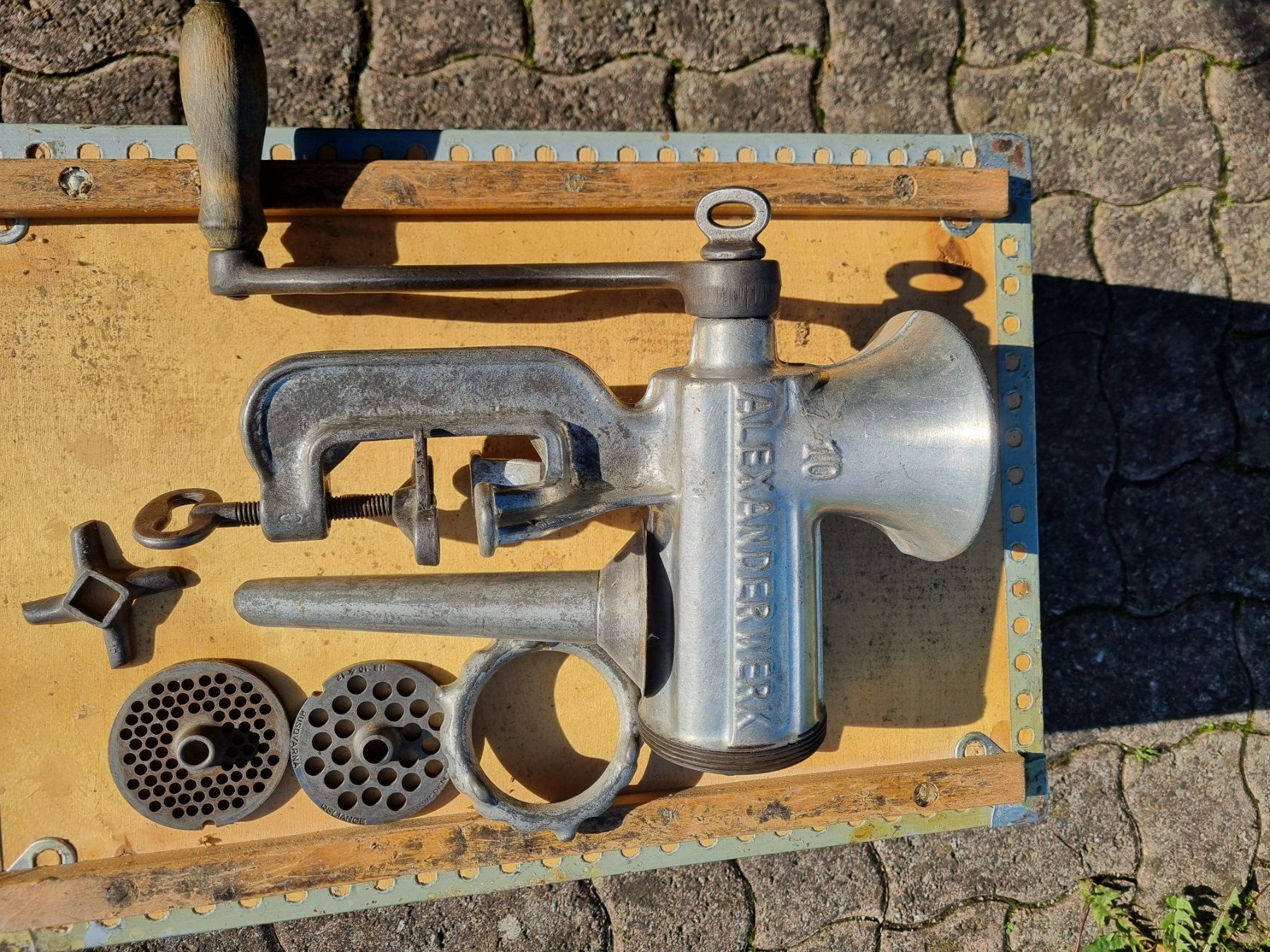 Küchengeräte: Fleischwolf – Gebraucht aus Rheinklingen von Weinberg14